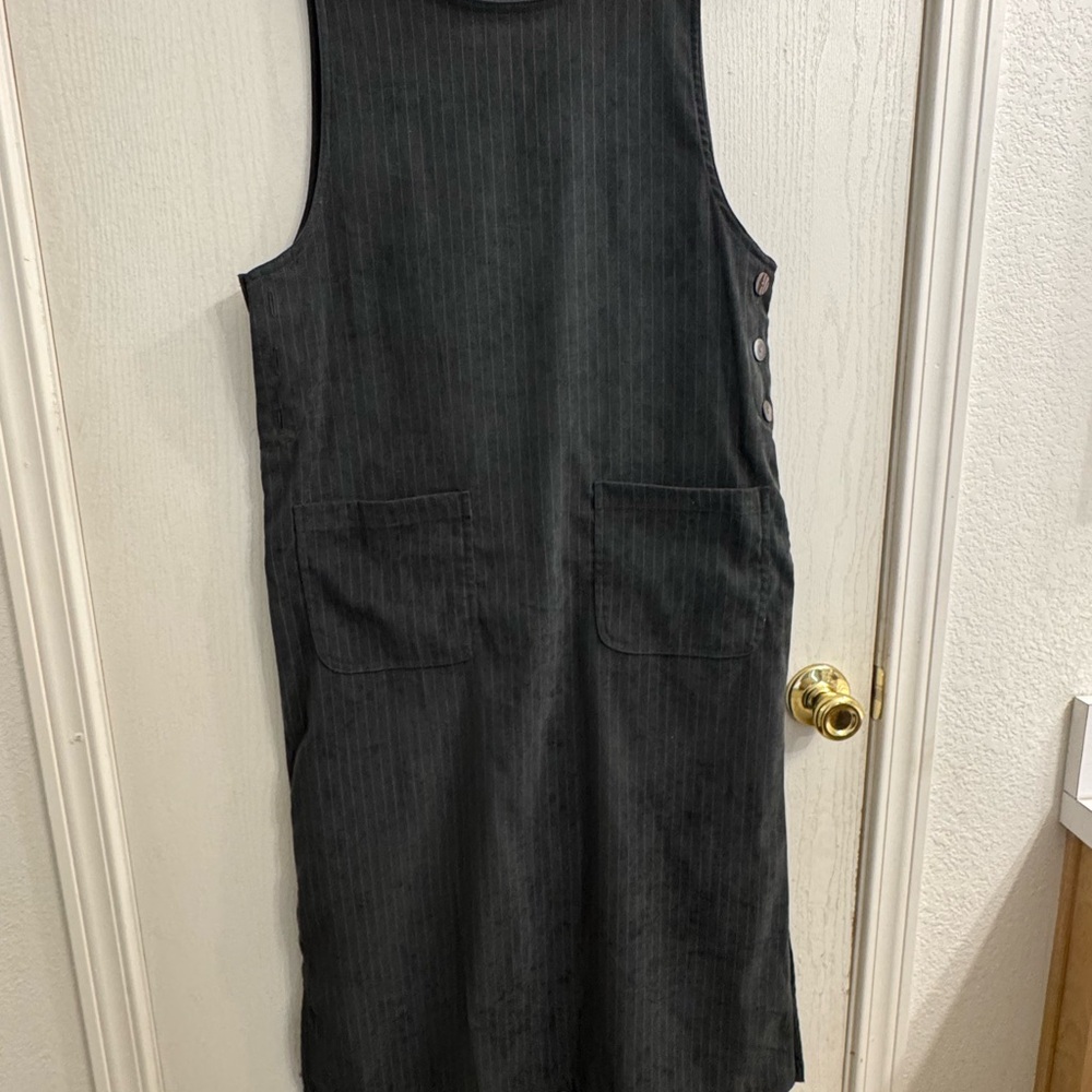 Vintage Chic Grey Sleeveless Midi Dress